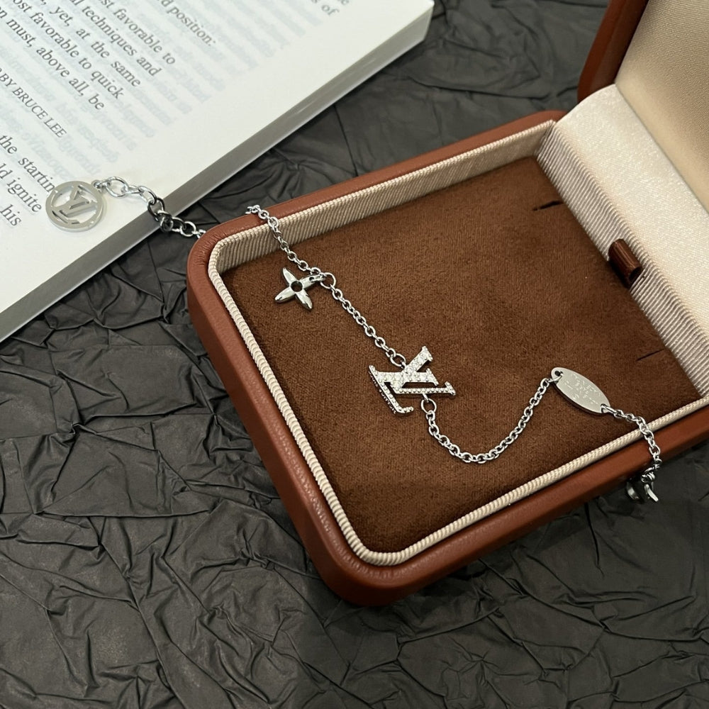 Louis Vuitton Lv Iconic Enamel Bracelet Silver M02752