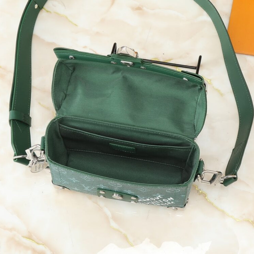 Louis Vuitton Soul Trunk Bag Green 19Cm M12686