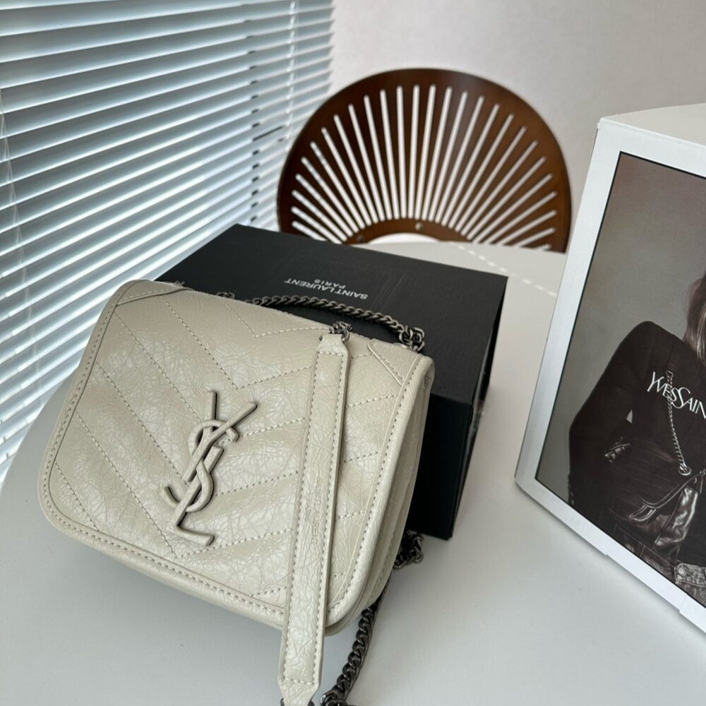 Saint Laurent Niki Vintage Leather Chain Wallet Cream 19Cm