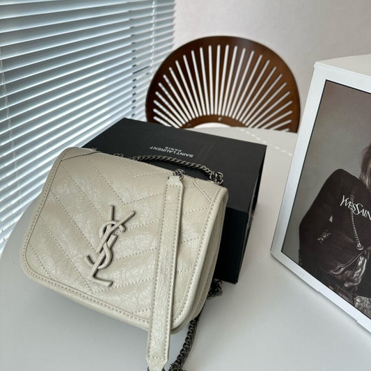 Saint Laurent Niki Vintage Leather Chain Wallet Cream 19Cm