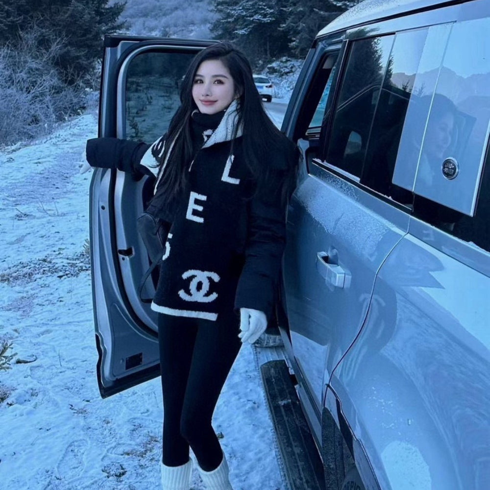 Chanel Logo Cashmere Muffler Black And White 170Cm