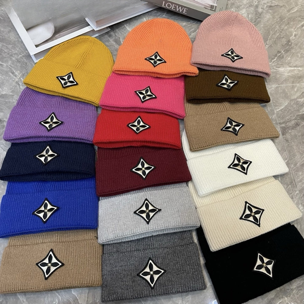 Louis Vuitton Lv Day Beanie Black