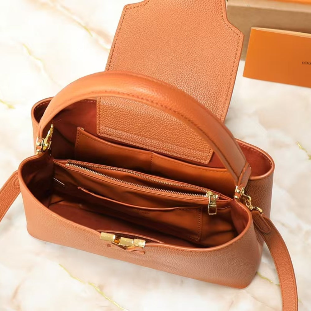 Louis Vuitton Capucines MM Souple Cognac 33Cm M14371