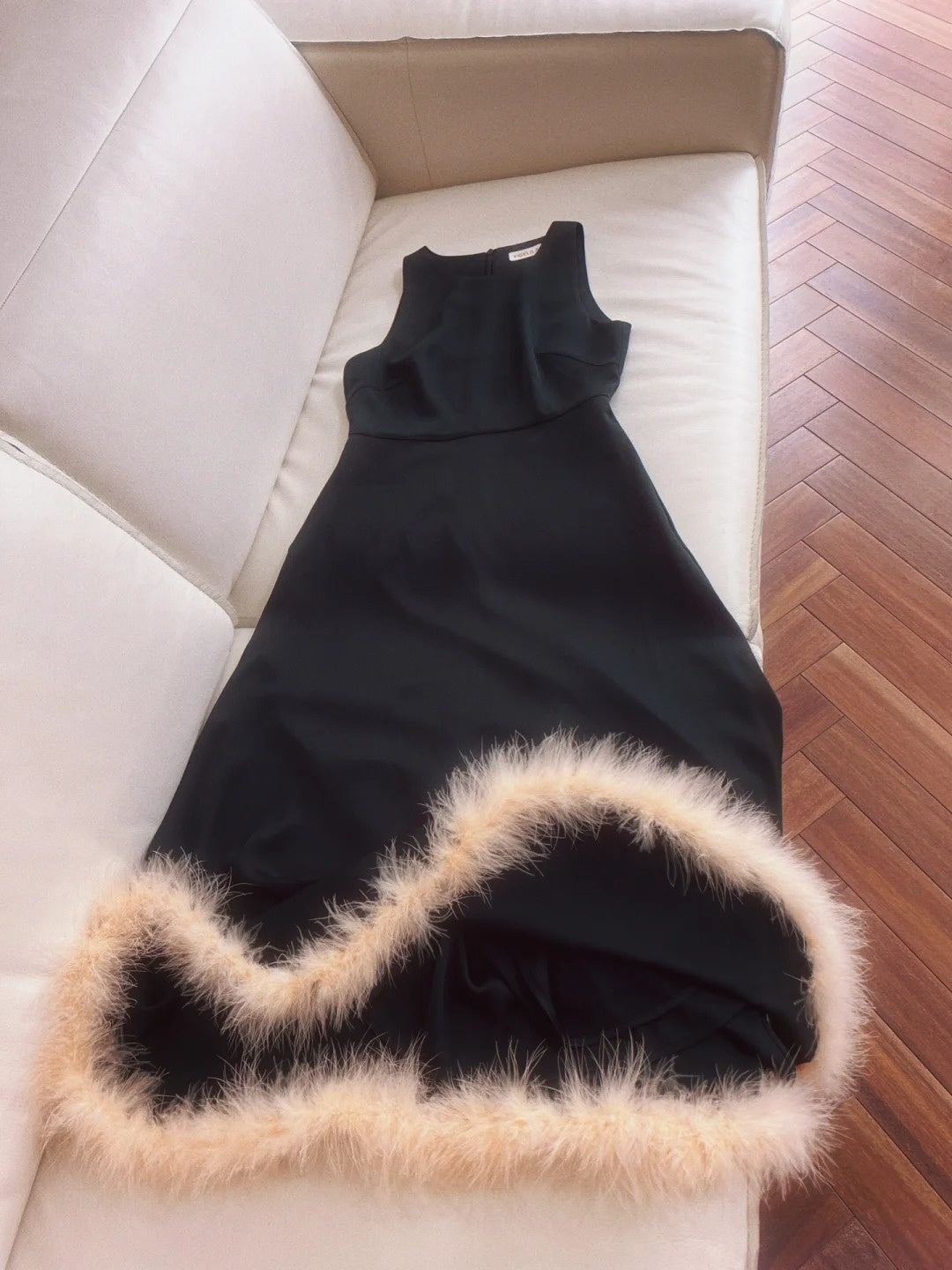 Lovely Jewel Neck Black Prom Dress Fur Trim A-Line Evening Dress GG6014