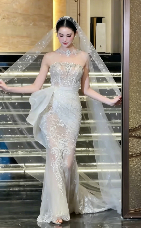 Luxurious High Collar Beading Wedding Dress Sequins Mermaid Bridal Dress GG6199