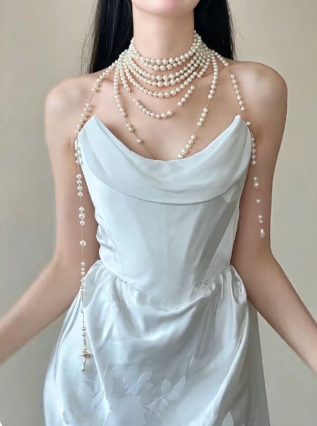 Charming Strapless Slit White Wedding Dress Jacquard Satin Sheath Bridal Dress GG6240