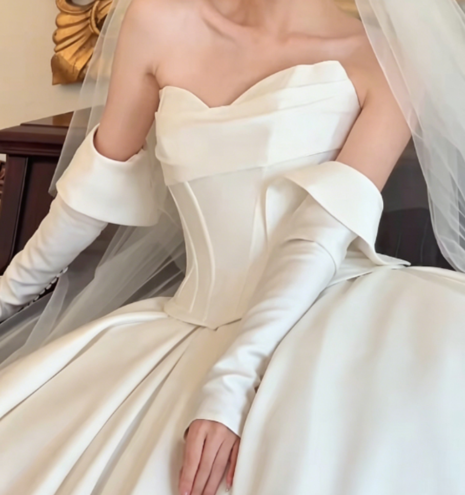 Classical Strapless White Wedding Dress With Sleeves Satin A-Line Bridal Dress GG6306