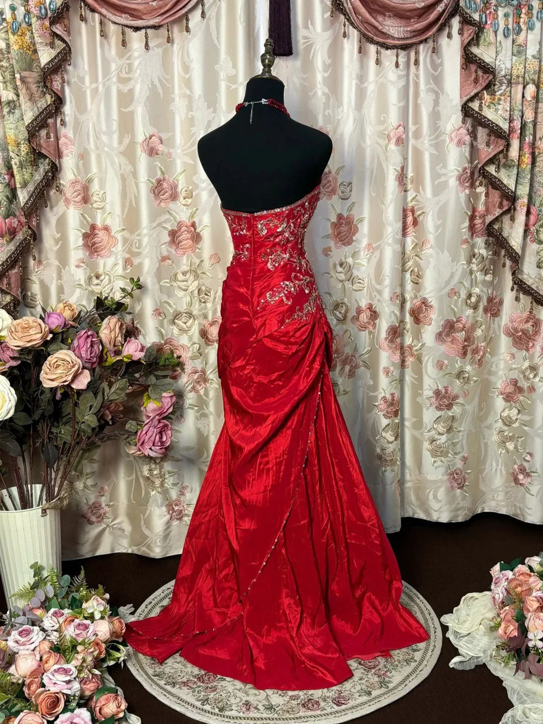 Elegant Sweetheart Neck Red Satin Sequin Prom Dresses With Appliques, Formal Long Mermaid Evening Dresses SP1601