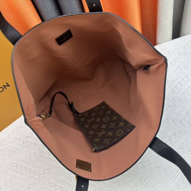 Louis Vuitton Low Key Cabas MM Grained Leather Black 47Cm M25341