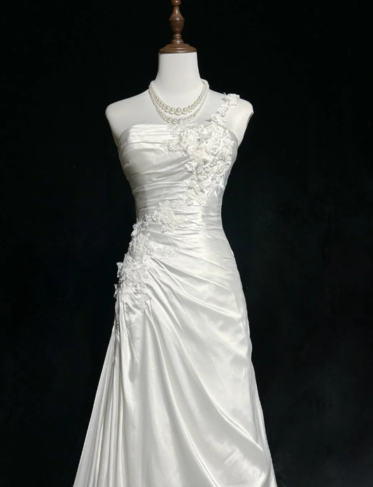 Pretty White One Shoulder Satin Pleated Appliques Mermaid Long Wedding Dress SP1284