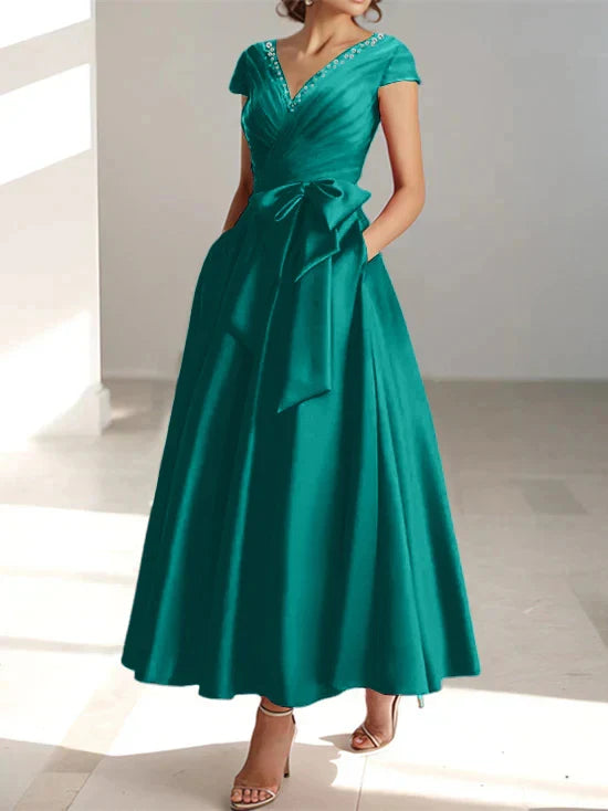 Wonderful A-line/Princess V-neck Short Sleeve Back Zip pocket Mother Of The Bride Dress