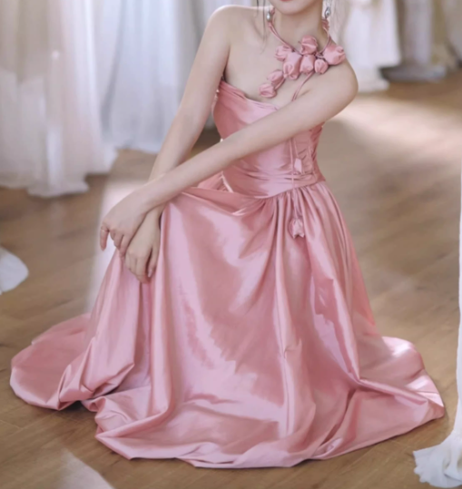 Vintage Pink Satin Strapless Halter Neck Ruffled Floor-Length Evening Gown TP5551