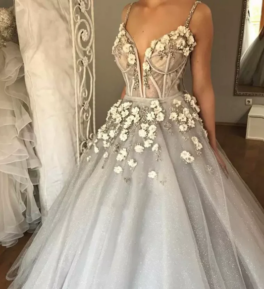 Ball Gown Spaghetti Straps Quinceanera Dresses With Handmade Flowers Tulle gh2069