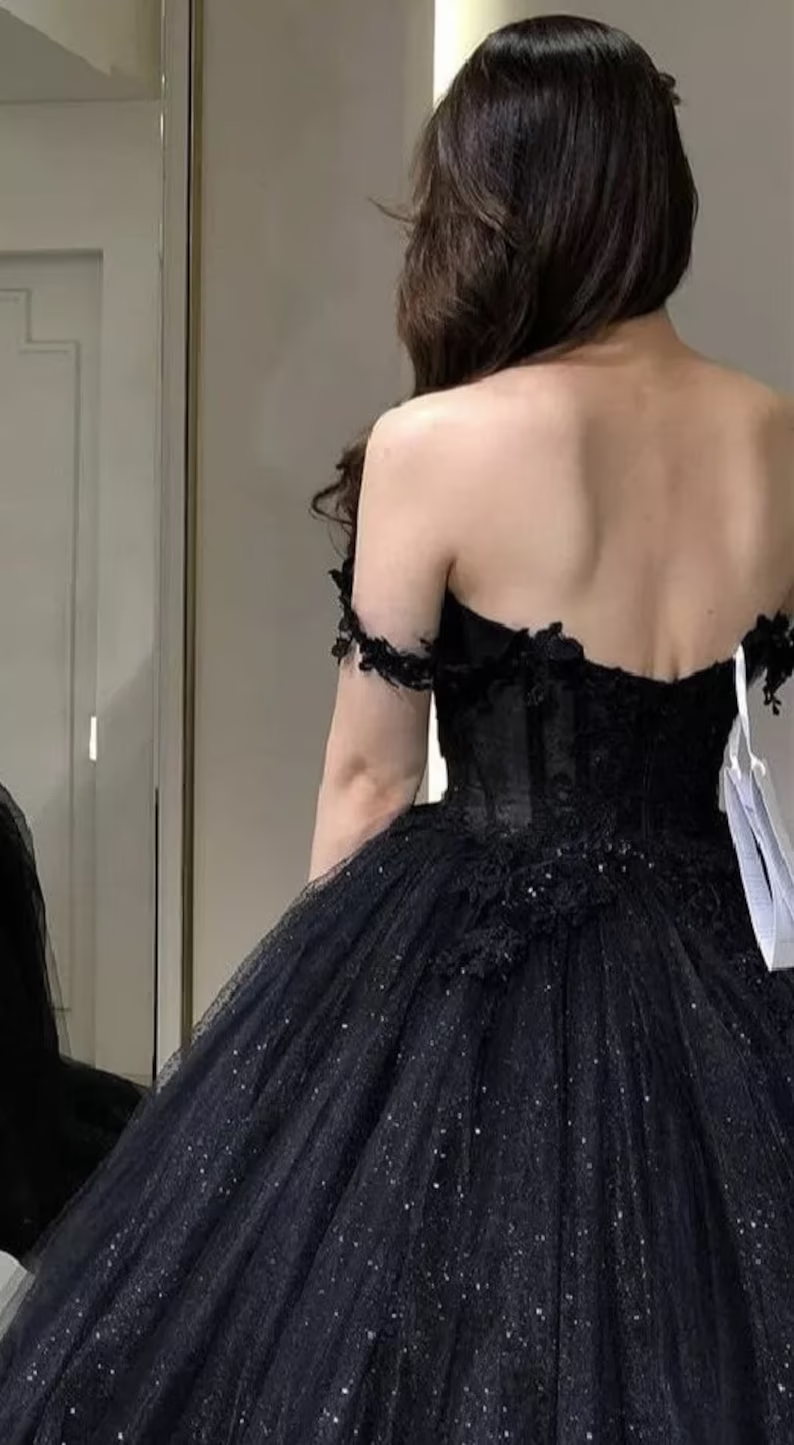 Lace Applique Tulle Dress Black Glitter Wedding Dress 3D Flowers Long Evening Gown