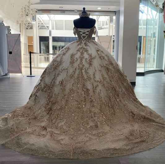 Champagne Beading Tassel Ball Gown Quinceanera Dress Spaghetti Sequined Appliques Lace Vestidos De 15 Años