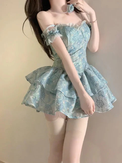 Retro Light Blue Floral Spaghetti Strap Design A-line Mini 16th Birthday Party Dress Tiered Homecoming Dress TP4048