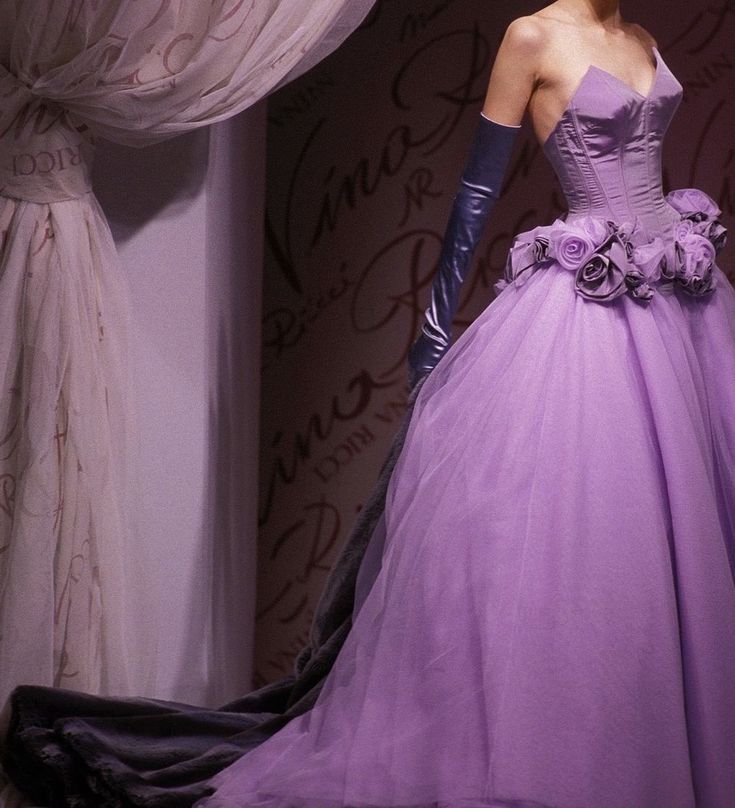 Pretty Ball Gown Strapless Neckline Long Tulle Lilac Party Dresses Prom Dress