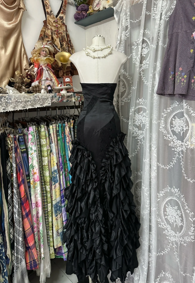 Retro Sweetheart Neck Black Satin Ruffles Mermaid Long Party Dress Birthday Prom Gown