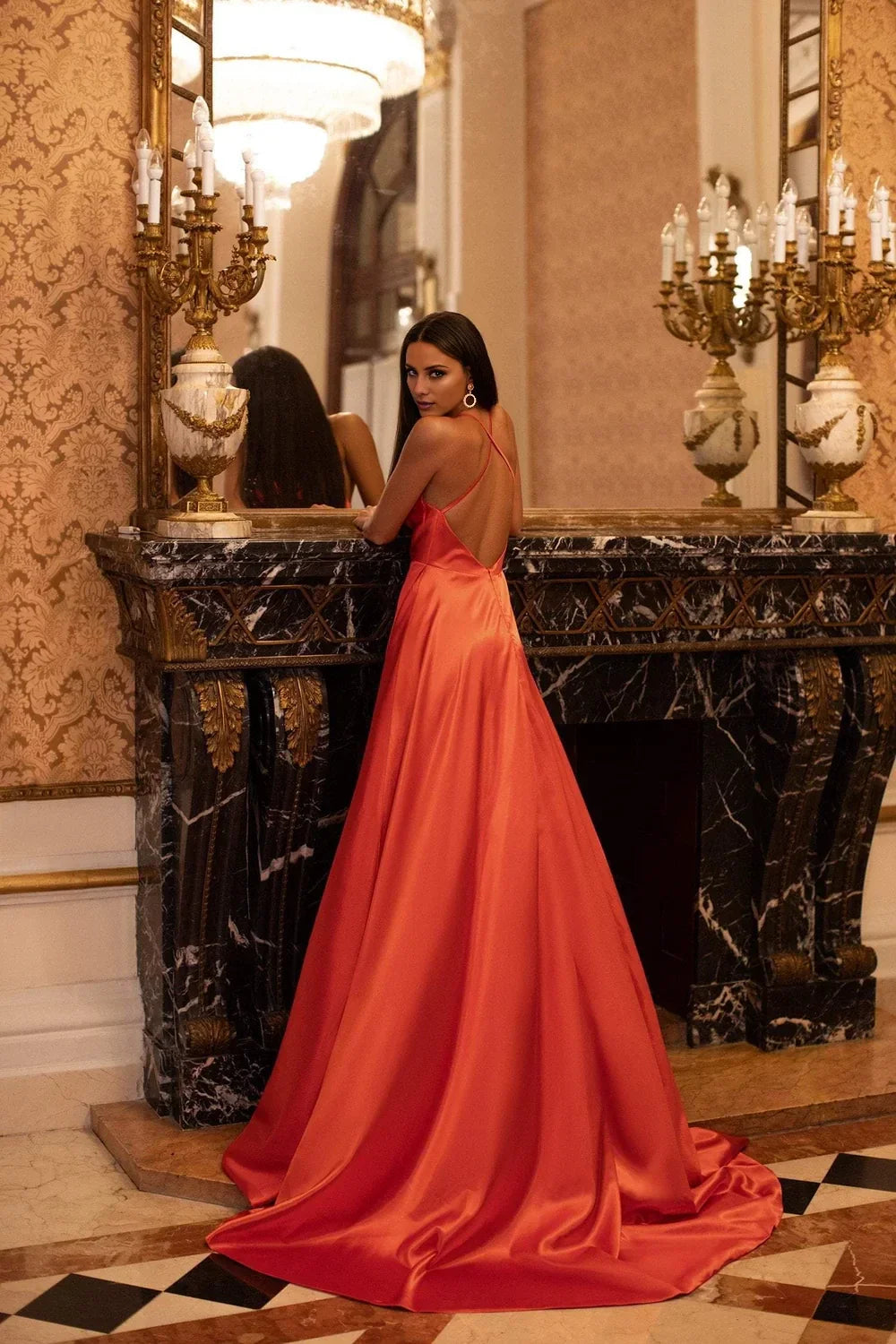 Waist collar off shoulder sleeveless thin shoulder straps backless and floor length evening dress