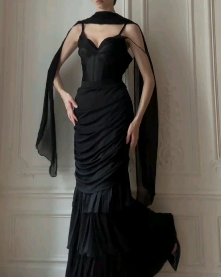 Classy Spaghetti Straps Black Satin Chiffon Pleated Layered Mermaid Long Party Dress Birthday Prom Gown With Scarf