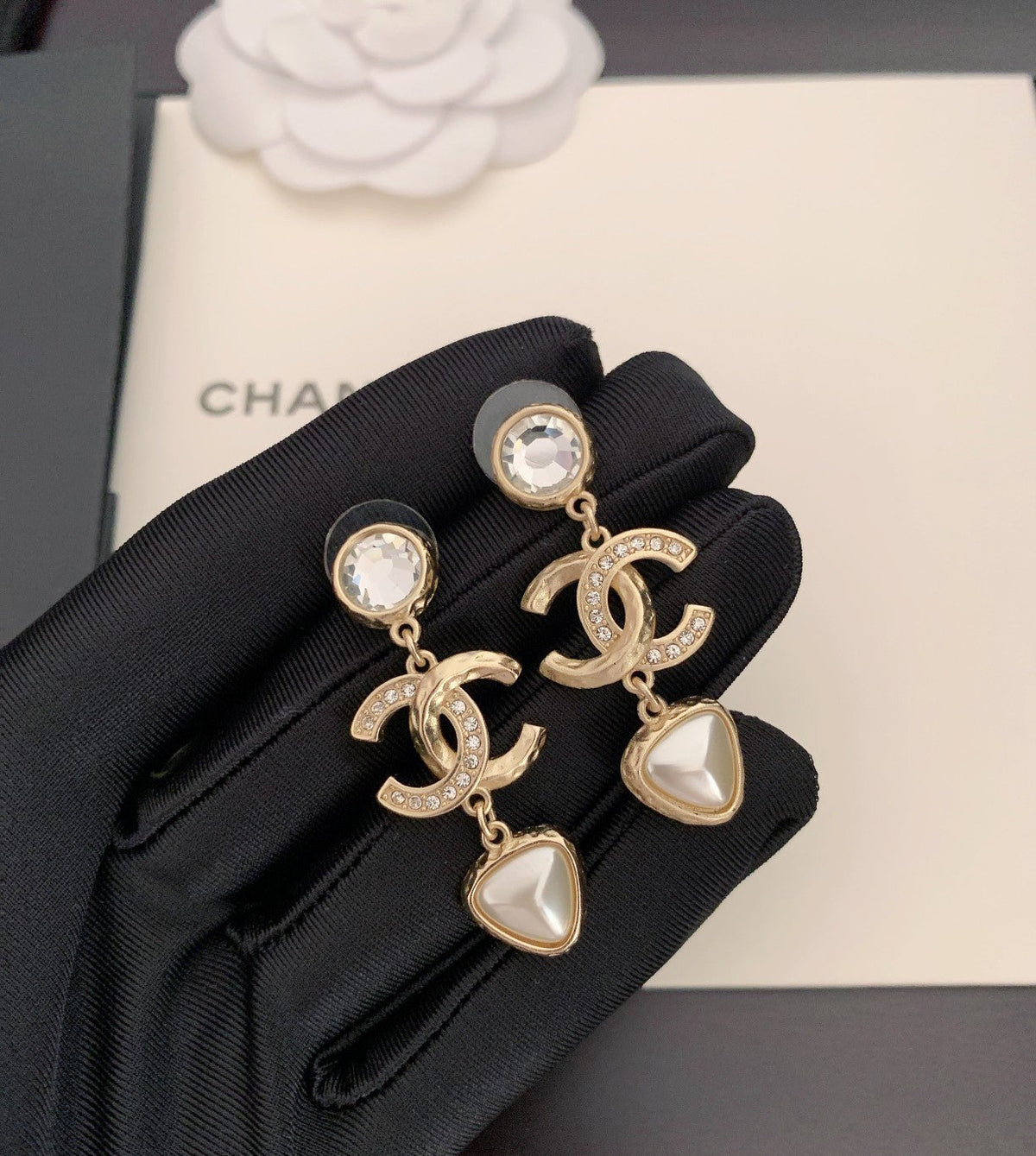EN – Lux Earring Chanel 033