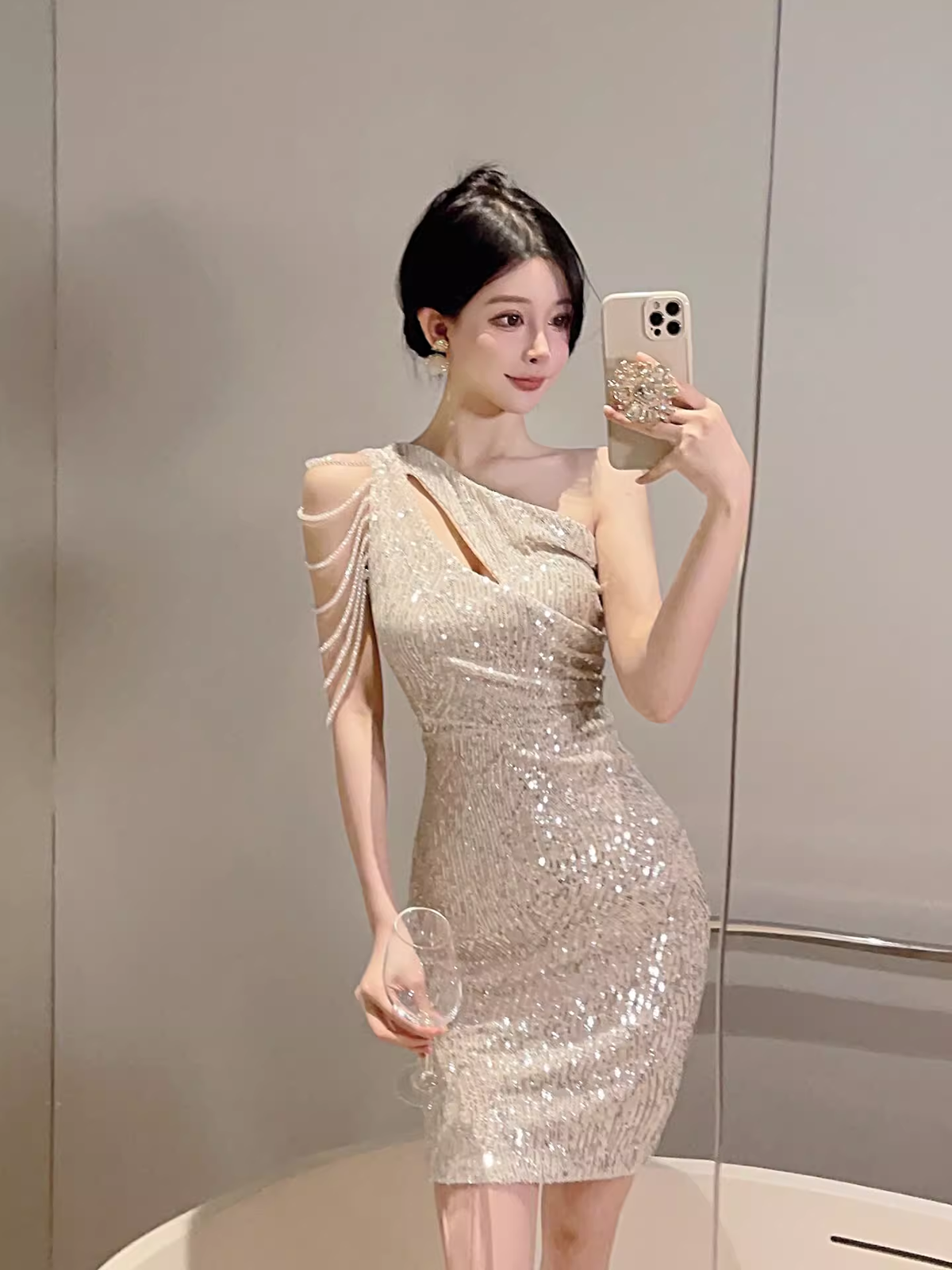 Vintage Champagne Sequin Off-the-shoulder Bodycon Design A-line Homecoming Dress TP3712