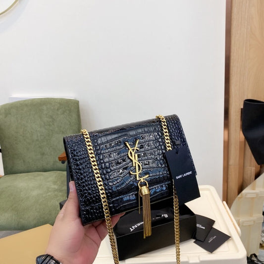 Saint Laurent Kate Medium Chain Bag With Tassel Shiny Black 22Cm 354119AAAY14083