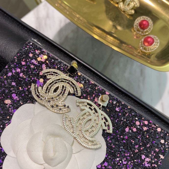 EN – Lux Earring Chanel 031