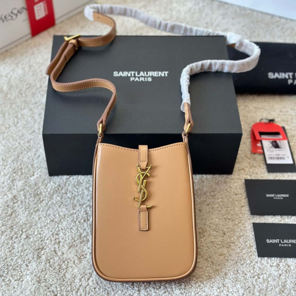 Saint Laurent Le 5 À 7 Mini Vertical Brown 18Cm 735214BWR6W2725