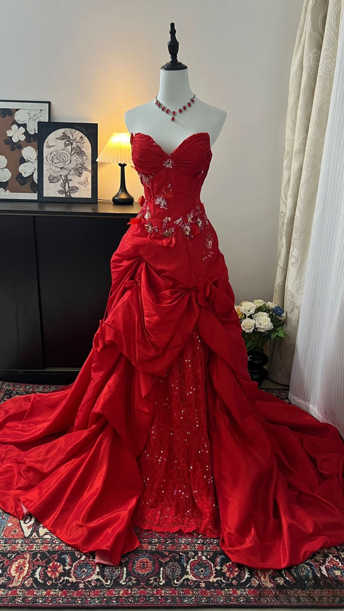 Red Satin Train Gown Embellished Vintage Court StyleEvening Party Dress