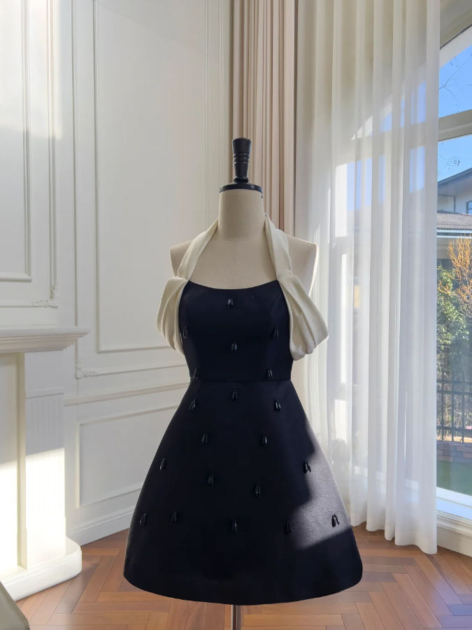 Elegant Black Halter Satin Beaded A Line Homecoming Dress Short Party Dress Y8575