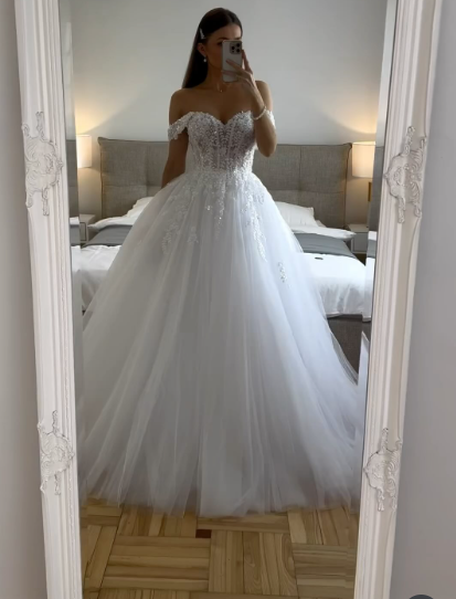 Ethereal Wedding Dress Ball Gowns Off The Shoulder Tulle White Wedding Dresses Bridal Gown