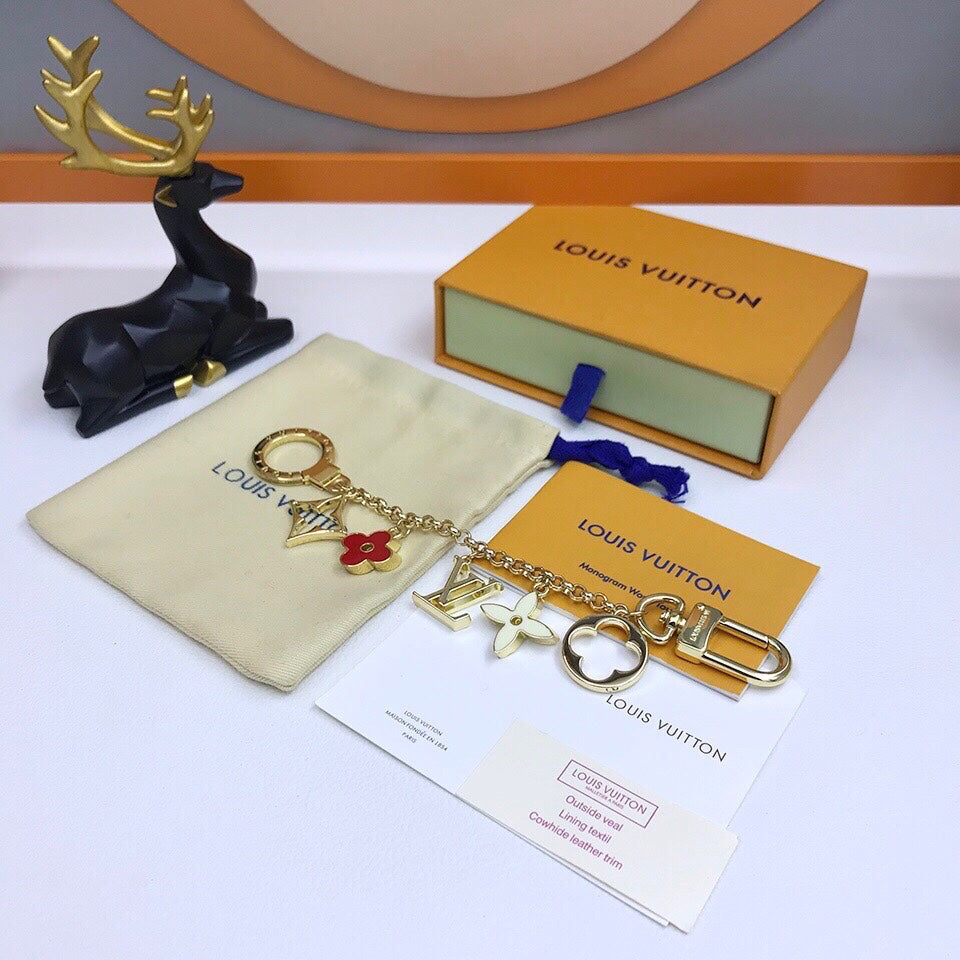 EN – Lux Keychains LUV 057