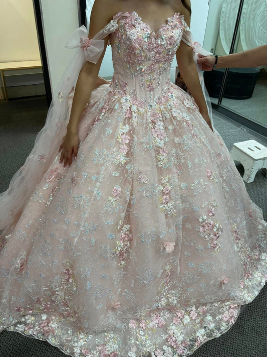 Gorgeous Pink Applique Ball Gown Tulle Lace Off-The-Shoulder Long Quinceanera Dress Tulle Sweet Birthday Dresses