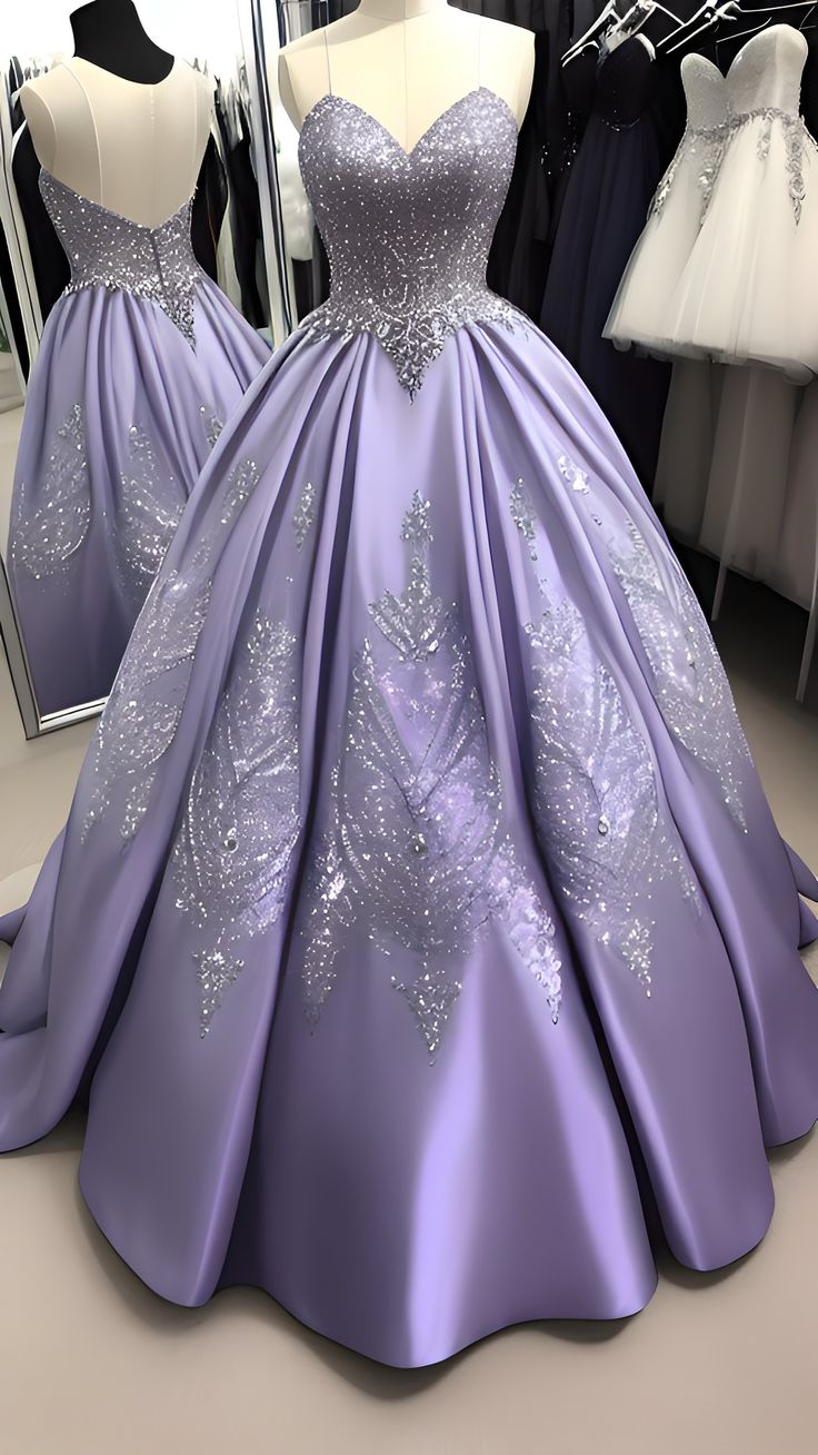 Luxurious And Exquisite Long Ball Gowns
