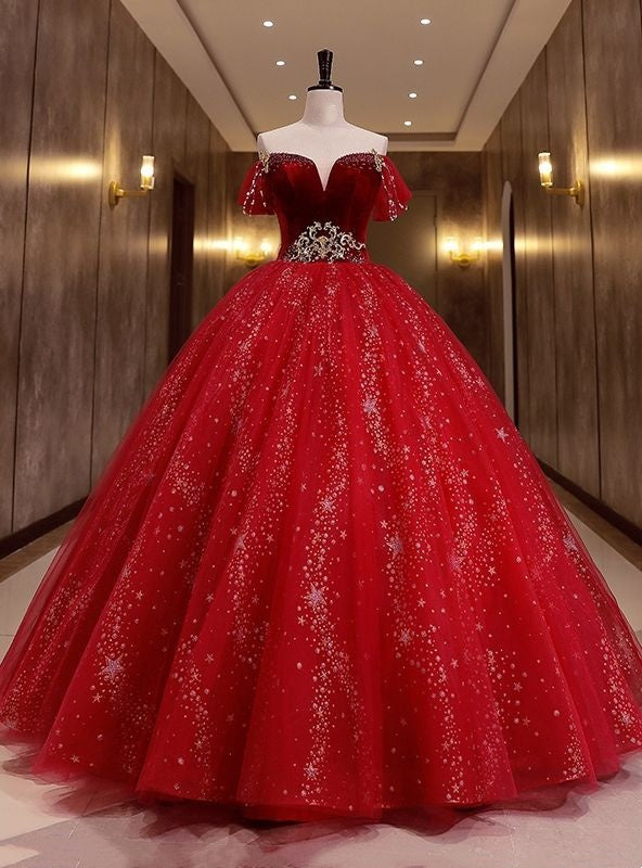 Luxurious And Exquisite Long Ball Gowns