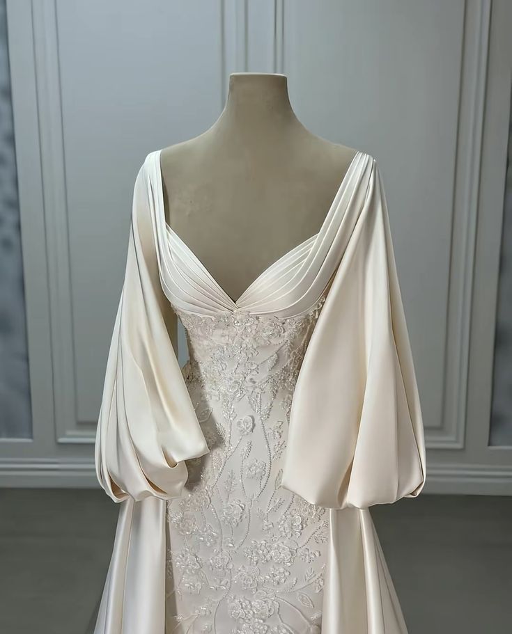Luxury Wedding Dresses, Ivory Satin Lace A-Line Bridal Gown