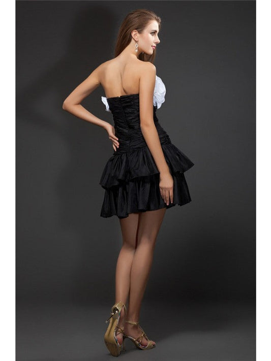 A-Line/Princess Strapless Ruffles Hand-Made Flower Sleeveless Short Taffeta Cocktail Dresses