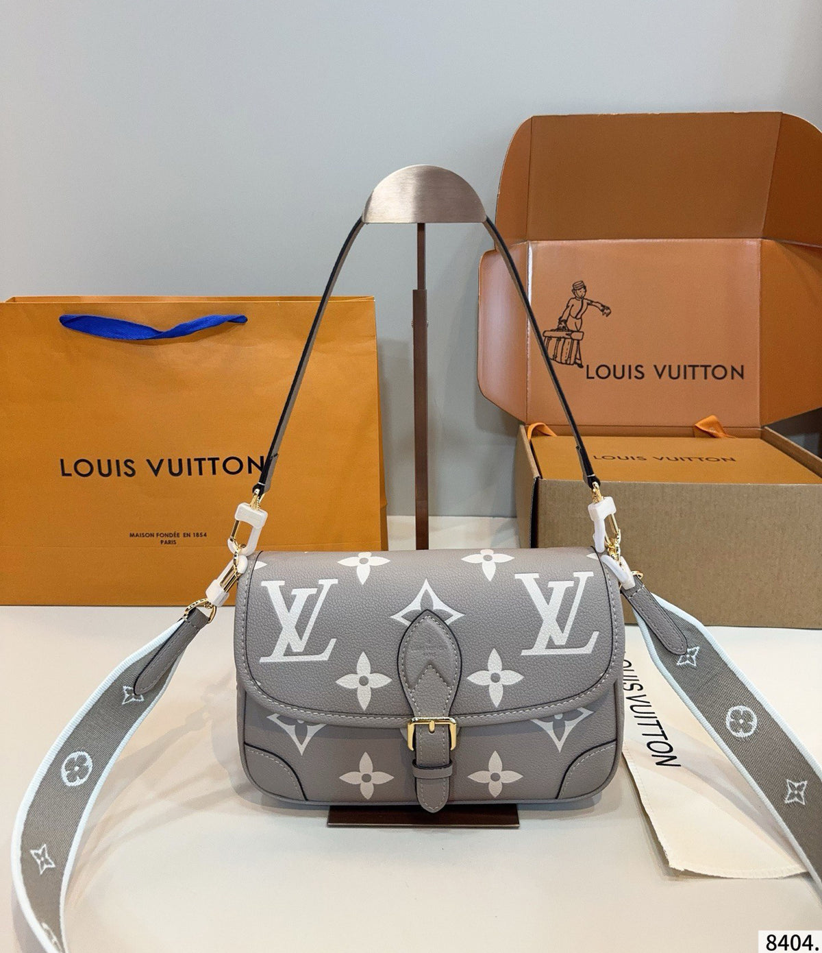 Louis Vuitton Diane Monogram Empreinte Bag