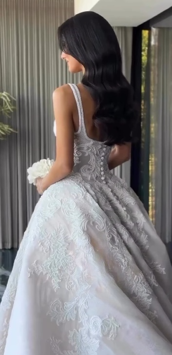 Rustic Wedding Dress Ball Gowns Square Neck White Lace Tulle Long Wedding Dress Summer Brides Dresses Bridal Gown
