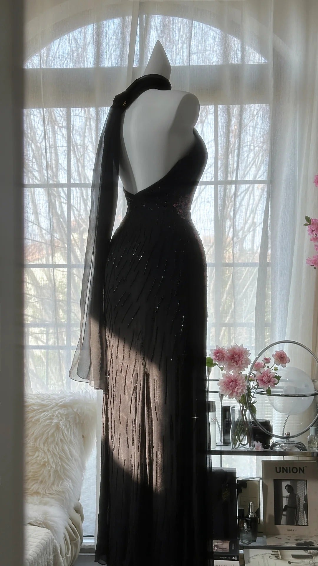 Vintage Black Pink Diamond Halter Neck Chiffon Mermaid Evening Gown Prom Dresses