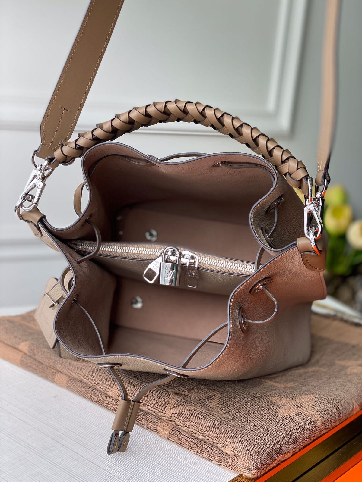 Louis Vuitton M55799 Muria