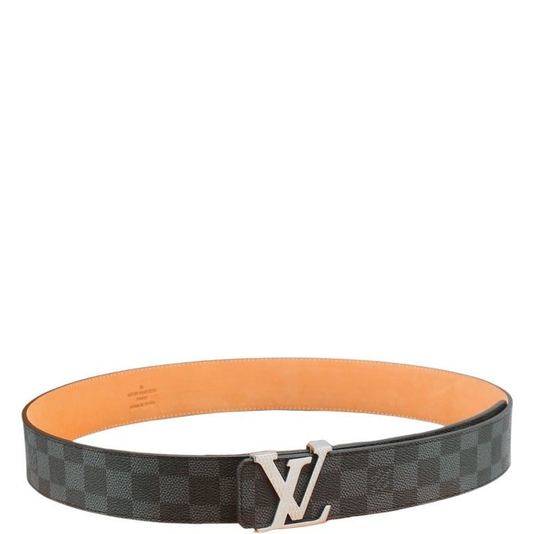LOUIS VUITTON’S INITIALS 40MM REVERSIBLE BELT SILOUIS VUITTONER BUCKLE