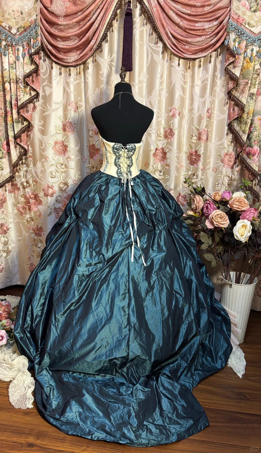 A Line Quinceanera Dress Ball Gown Tulle Sweet 16 Dress