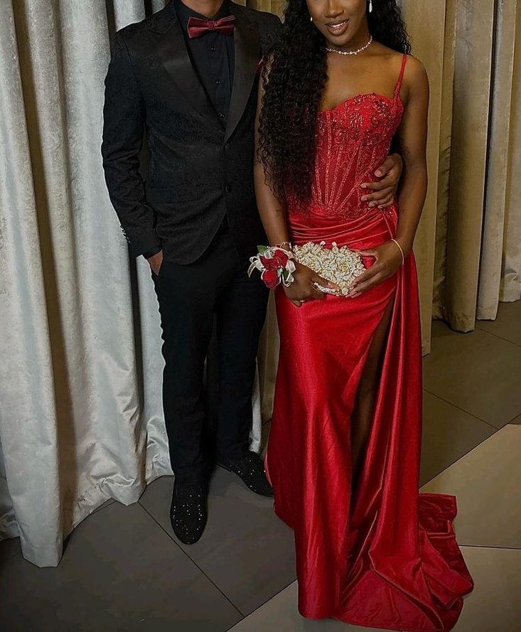 Stunning Red Long Prom Gown Evening Dress With Split