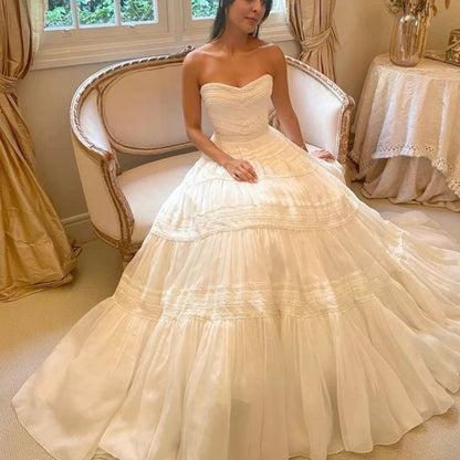 Vintage Wedding Dresses Strapless A Line Classic Bridal Gown