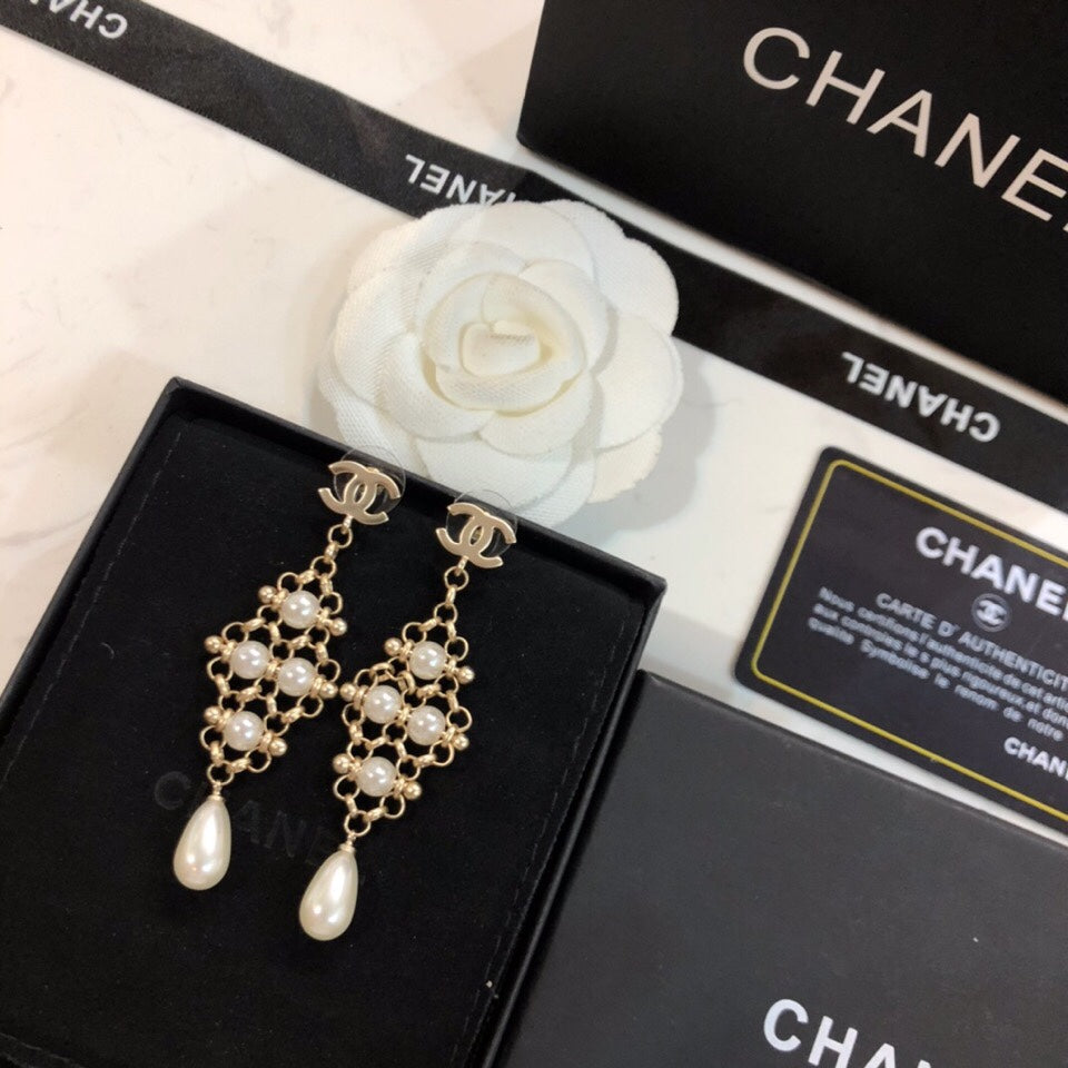 EN – Lux Earring Chanel 020