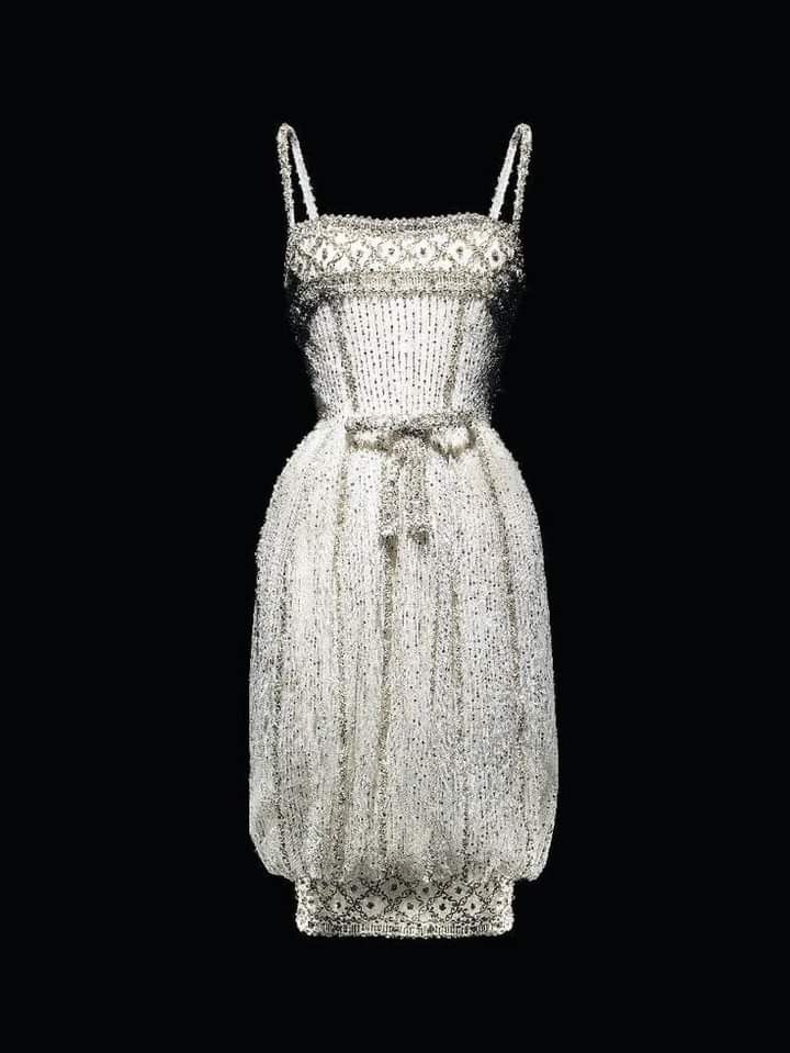 girlhomeshops--White Gorgeous Exquisite Beaded Shiny Tulle Short Princess Elegant Formal Homecoming Dress Hoco Dress gh5601