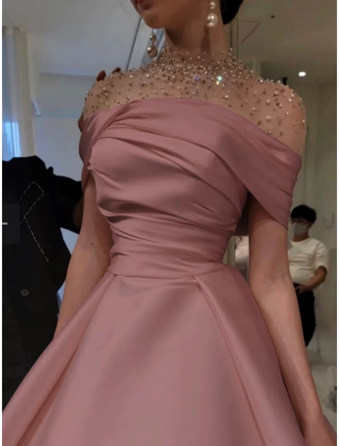Elegant A-Line Evening Gown Elegant Dress Formal Floor Length Short Sleeve Illusion Neck Satin with Ruched Beading Prom Dress C3284