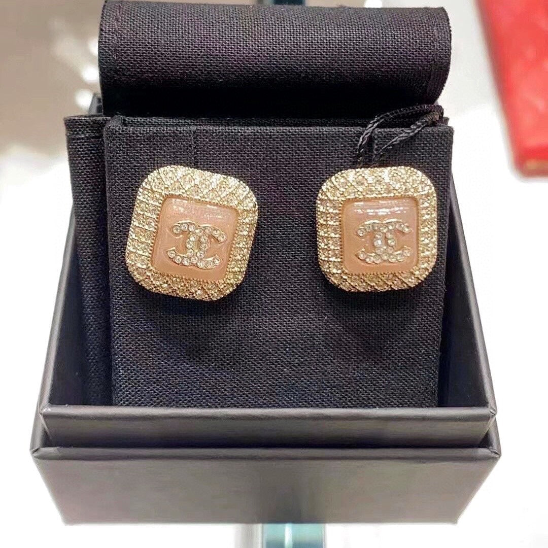 EN – Lux Earring Chanel 039